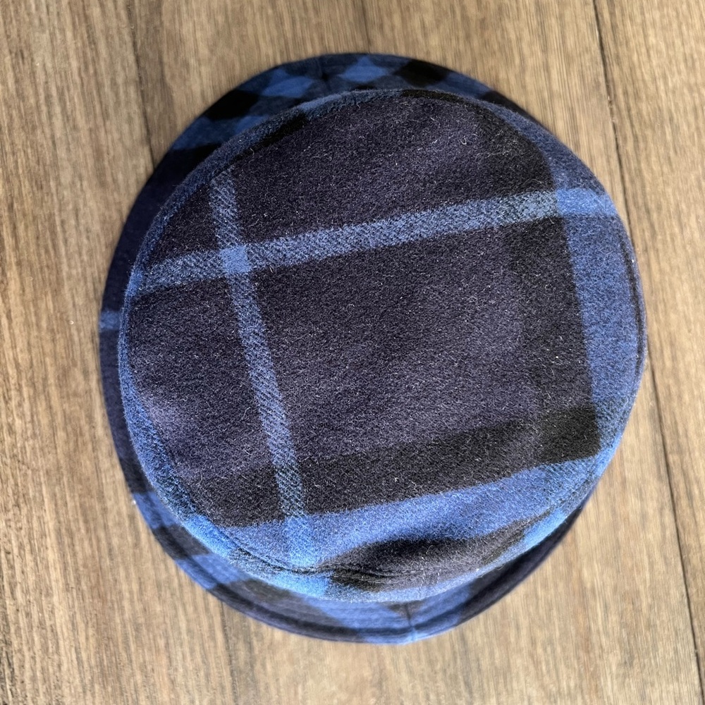 Burberry Wool / Cashmere Bucket Hat - Picture 5 of 10